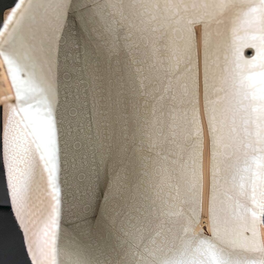 Cork & Woven Straw Tote Bag with Gold Flecks - Picture 7 of 8